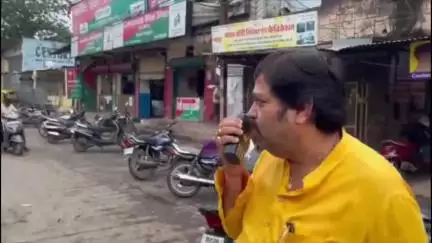 इंदौर: एमआईसी सदस्य की साजन नगर स्थित अवैध शराब के आहाते पर दबिश, कार्रवाई न होने पर करेंगे अनशन