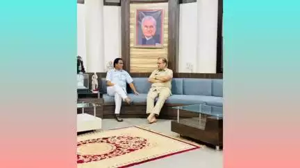 भोकरदन: विशेष सरकारी वकील उज्वल निकम यांची मा.कें.रेल्वे राज्यमंत्री रावसाहेब दानवेच्या भोकरदन निवासस्थानी सदिच्छा भेट