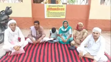 सूरतगढ़: सिटी थाना पुलिस की कार्यप्रणाली से नाराज महिला ने उपखंड कार्यालय के आगे धरना दिया, कार्रवाई की रखी मांग
