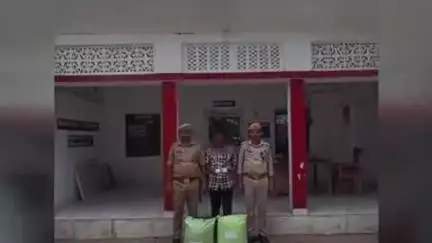 हमीरपुर: चोरी के माल सहित वांछित को मुस्करा पुलिस ने किया गिरफ्तार