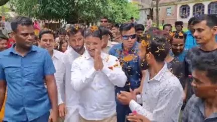 সিউড়ি ১: ইটাগড়িয়া গ্রামে রংমশাল ক্লাবের পক্ষ থেকে রক্তদান শিবিরের আয়োজন, উপস্থিত জেলা পরিষদের সভাধিপতি