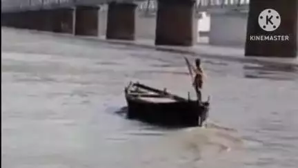 छपरा: छपरा-बलिया रेलखंड पर घाघरा नदी में रेलवे विभाग ने लगाया ऑटो सेंसर वाटर मॉनिटरिंग सिस्टम