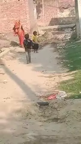 gaon ke Pradhan Nahin banaa rahe hain khadanja jaise Logon Ko Hua nikalna Mushkil Koi special Nahin ho rahi hai