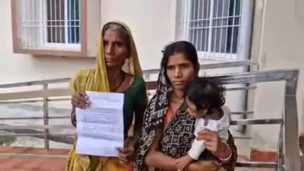 श्रीनगर: कदगामा गांव में खाते की जमीन पर घर बनाने से मना करने पर कुछ लोगों ने बुजुर्ग महिला के साथ की मारपीट