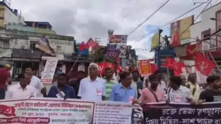 ইংরেজবাজার: CPIM হালে পানি পাচ্ছে না, পরিযায়ী শ্রমিকদের নিয়ে CPIM র আন্দোলনকে নেতাজি মোরে কটাক্ষ করে বললেন বিজেপি নেতা