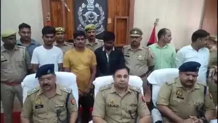मिल्कीपुर: ई-रिक्शा बैटरी चोरी गिरोह का पर्दाफाश, 3 आरोपियों को गिरफ्तार किया, SSP ने किया खुलासा