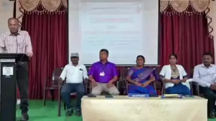மோகனூர்: சர்வதேச போதை பொருள் ஒழிப்பு தினம்- லத்துவாடியில் அறிஞர் அண்ணா அரசு கலைக்கல்லூரியில் போதைப்பொருள் தடுப்பு விழிப்புணர்வு நடைபெற்றது
