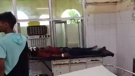 सीतापुर: तरीनपुर मोहल्ले में अज्ञात कारणों से एक व्यक्ति ने जहरीला पदार्थ खाकर आत्महत्या करने का प्रयास किया
