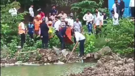 ठाणे: वागळे इस्टेट येथील कंपनीच्या कन्स्ट्रक्शन खड्ड्यामध्ये ३५ वर्षीय व्यक्तीचा मृतदेह आढळल्याने परिसरात खळबळ