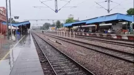 थानेसर: रेलवे लाइन पार करते समय कुरुक्षेत्र में ट्रेन से कटकर युवक की हुई मौत, शव 2 टुकड़ों में बंटा; नहीं हो पाई शिनाख्त