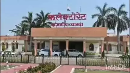 जांजगीर: जिला कलेक्ट्रेट सभाकक्ष जांजगीर में विशेष संक्षिप्त पुनरीक्षण 2026 हेतु 27 जून को मास्टर ट्रेनर्स और तकनीकी स्टाफ की बैठक