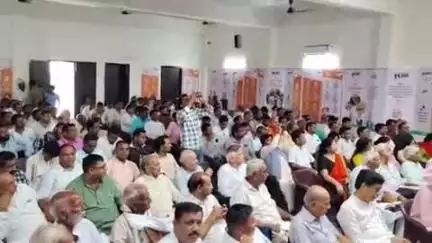 बुलंदशहर: गंगानगर स्थित भाजपा जिला कार्यालय पर आपातकाल की बरसी पर भाजपा प्रदेश उपाध्यक्ष ने कांग्रेस पर जमकर किया हमला