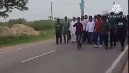 डीडवाना: छोटी खाटू में स्मार्ट मीटर लगाने के विरोध में लोगों ने निकाली रैली, दिया ज्ञापन