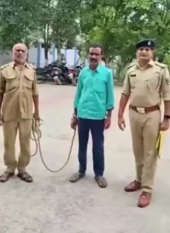 बरबीघा: केवटी थाना पुलिस ने 11 साल से फरार चल रहे आरोपी को गिरफ्तार किया