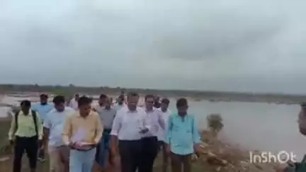 बारां: बारां जिले में बारिश से प्रभावित क्षेत्रों में पहुंचे जिला कलेक्टर, राहत कार्यों का लिया जायजा
