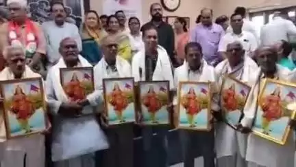 हाथरस: आपातकाल के काले अध्याय की 50वीं बरसी पर भाजपा कार्यालय में सेमिनार, केबिनेट मंत्री व स्थानीय जनप्रतिनिधि रहे मौजूद