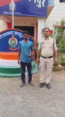 अभनपुर: अभनपुर थाना क्षेत्र में शांति भंग करने वाले एक आरोपी को पुलिस ने गिरफ्तार कर की कार्रवाई