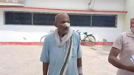 सिकंदरा: रेंवा गांव में मामूली बात पर नाराज़ बेटे ने पिता की लाठी से बेरहमी से पिटाई की, पीड़ित बुजुर्ग ने थाने में दी तहरीर