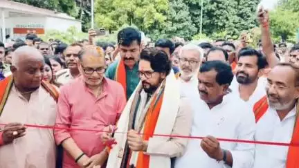 मोतिहारी: मोतिहारी के कचहरी चौक पर स्थित अटल पार्क में लगे प्रदर्शनी का उद्घाटन पूर्व केंद्रीय मंत्री सह सांसद ने किया
