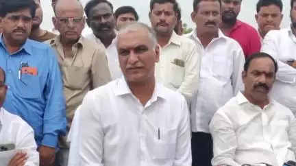 సిద్దిపేట అర్బన్: కాంగ్రెస్ ప్రభుత్వం ఆయిల్ పామ్ సాగును పూర్తిగా నిర్లక్ష్యం చేస్తుంది : మాజీ మంత్రి ఎమ్మెల్యే హరీష్ రావు