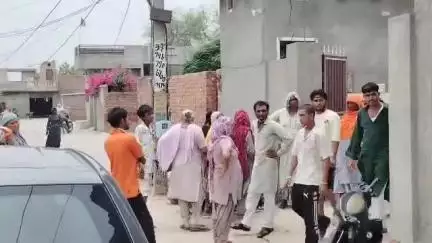 सिरसा: सुंदरनगर में मां-बेटी ने फांसी लगाकर की आत्महत्या, पिता ने दामाद पर प्रताड़ना का लगाया आरोप