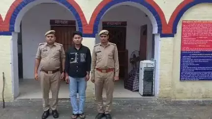 शामली: झिंझाना थाना पुलिस ने नाबालिग को बहला-फुसलाकर ले जाने के मामले में वांछित अभियुक्त को किया गिरफ्तार