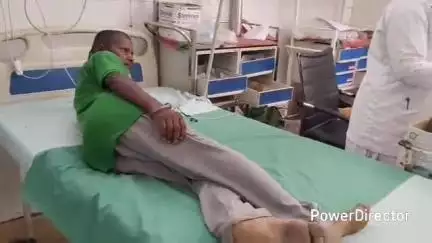 मऊ: रैपुरा के अरवारा गांव में सर्प दंश से 40 वर्षीय व्यक्ति की हालत बिगड़ी, परिजनों ने जिला अस्पताल में कराया भर्ती
