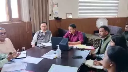 पौड़ी: मतदेय स्थलों को हरित केंद्र बनाने में जुटा प्रशासन, हरेला पर्व के तहत 20 जुलाई तक चलेगा पौधारोपण अभियान