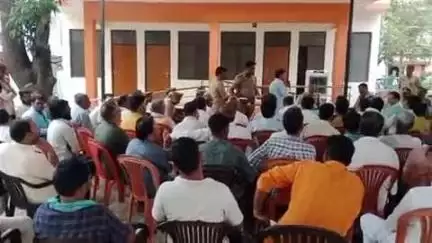 मुहम्मदाबाद गोहना: मुहम्मदाबाद गोहना कोतवाली में मोहर्रम पर्व को लेकर की गई बैठक, दिए गए कई निर्देश