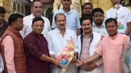 सल्ट: भाजपा पर्यवेक्षक ने मानिला में जिला पंचायत सदस्य के प्रत्याशियों के नामों पर की रायशुमारी