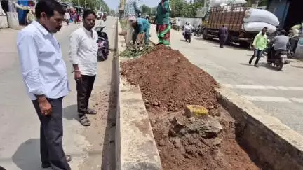 మంత్రి బీసీ జనార్దన్ రెడ్డి సతీమణి ఇందిరా రెడ్డి సహకారంతో బనగానపల్లె పట్టణంలో త్వరలో చెట్లు నాటే కార్యక్రమం ఈవో సతీష్