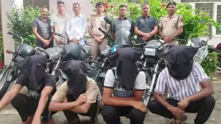 करनाल: बुड्ढा खेड़ा और ऊंचानी से मोटरसाइकिल चोरी के दो मामलों में चार आरोपी गिरफ्तार, कब्जे से पांच मोटरसाइकिल बरामद