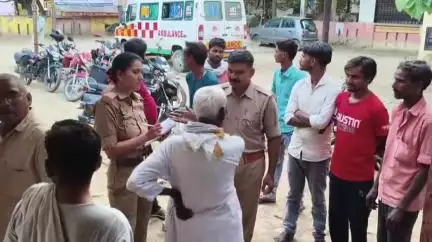 लहरपुर: ग्राम बस्तीपुरवा निवासी 17 वर्षीय किशोर की तीर्थ में डूबकर हुई मौत, पुलिस ने शव पीएम के लिए भेजा