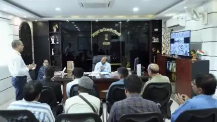 कोडरमा: समाहरणालय में उपायुक्त ने भ्रूण हत्या रोकथाम को लेकर पीसी एंड पीएनडीटी की समीक्षा बैठक में दिए सख्त निर्देश