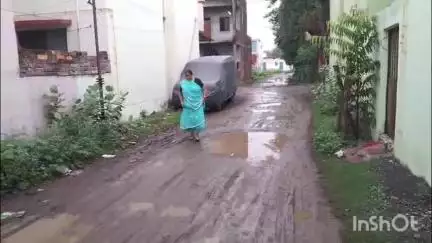 रायसेन: राधाकृष्ण पुरम कॉलोनी में जर्जर सड़क, गायब स्ट्रीट लाइट और टूटी सीवर लाइन से लोग परेशान, कलेक्टर से की शिकायत