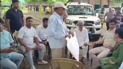 হরিহরপাড়া: CM-কে বলার পর হরিহরপাড়ায় খুব শীঘ্রই হবে ফায়ার ব্রিগেড, জায়গা পরিদর্শনে বিধায়ক ও প্রশাসনিক কর্তারা

হরিহরপাড়