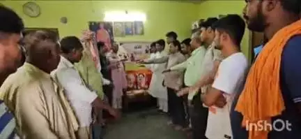 दाउदनगर: तरार के एक मैरेज हॉल में भाजपा दाउदनगर ग्रामीण मंडल इकाई ने सभा का आयोजन किया, सरकार की उपलब्धियों पर बल दिया