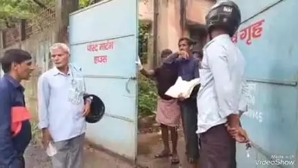 देवघर: बुढ़ई थाना क्षेत्र के सिकटिया जंगल में अज्ञात अधेड़ की हुई पहचान, मृतक लाल मोहन पुजहर के रूप में पहचाना गया