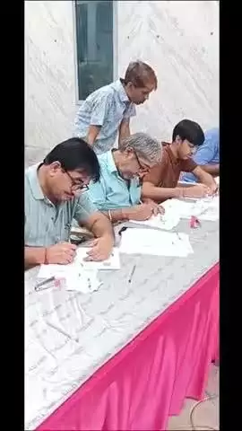 रतनगढ़: रतनगढ के माहेश्वरी भवन में निशुल्क मोतियाबिंद जांच व लैंस प्रत्यारोपण शिविर का आयोजन, 150 मरीजों की हुई जांच