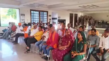 बसंतपुर: आपातकाल की 50वीं बरसी पर वीरपुर में भाजपाइयों ने मनाया काला दिवस, भाजपा जिलाध्यक्ष रहे मौजूद