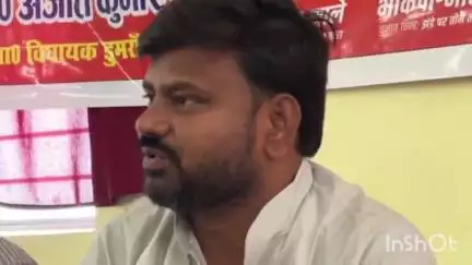डुमरांव: शिलापट्ट तोड़े जाने पर विधायक का एनडीए नेताओं पर हमला, कहा जनता देगी जवाब