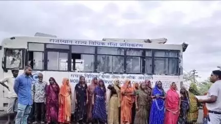 पचपहाड़: भवानीमंडी न्याय क्षेत्र में मोबाइल वैन ने विधिक जागरूकता का किया प्रचार-प्रसार