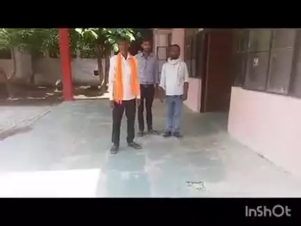 पलिया: लोकहा गांव की महिला पर चलती ट्रक से गिरी इस्टेपनी, महिला गंभीर रूप से घायल, इलाज के लिए ले जाते समय रास्ते में हुई मौत