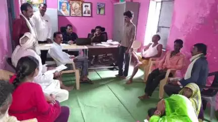सागर: कलेक्टर के निर्देश पर जिले के विकासखंड में समग्र ईकेवाईसी शिविर आयोजित, सीईओ ने किया निरीक्षण