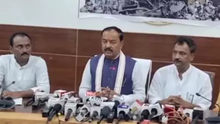 सर्किट हाउस में डिप्टी सीएम केशव प्रसाद मौर्य ने कहा, कांग्रेस द्वारा लगाई गई आपातकाल को मनाया जाए संविधान हत्या दिवस
