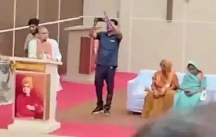 निवाड़ी: निवाड़ी के विवेकानंद सभागार में भाजपा ने मनाया भारतीय संविधान हत्या दिवस, निवाड़ी विधायक रहे मौजूद