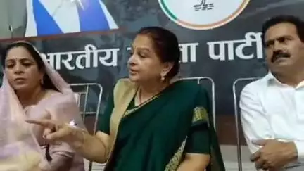खंडवा नगर: पूर्व कैबिनेट मंत्री अर्चना चिटनीस ने खंडवा में आपातकाल को लेकर प्रेस वार्ता की