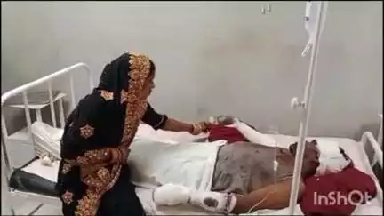 लखीमपुर: तेंदुए से भिड़े मिहीलाल का 20 मिनट तक चला संघर्ष, ग्रामीण की दिलेरी बनी मिसाल, मिहीलाल व वनकर्मी का इलाज जारी