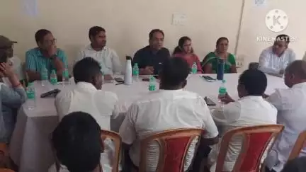 नगर नौसा: नगरनौसा में पंचायत समिति सदस्य की बैठक में सात निश्चय योजना की समीक्षा की गई