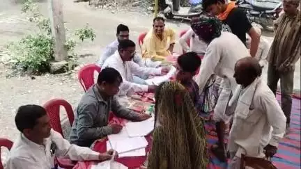 खिलचीपुर: दिव्यांगों व वृद्धों के लिए कृत्रिम उपकरणों और सहायक उपकरणों के परीक्षण हेतु शिविर का आयोजन